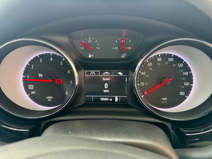 2025 Vauxhall Astra