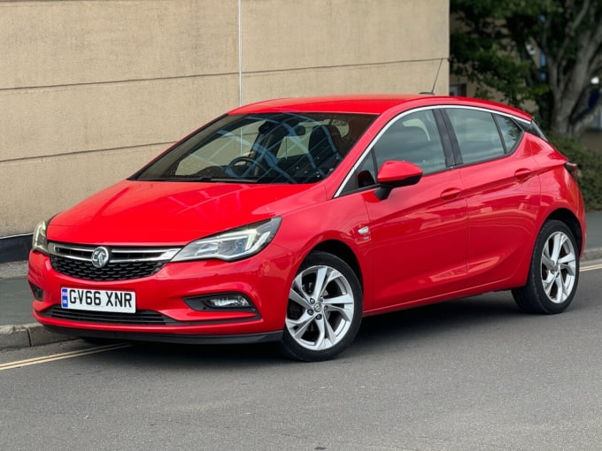 2025 Vauxhall Astra