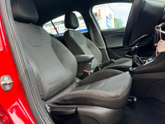 2025 Vauxhall Astra