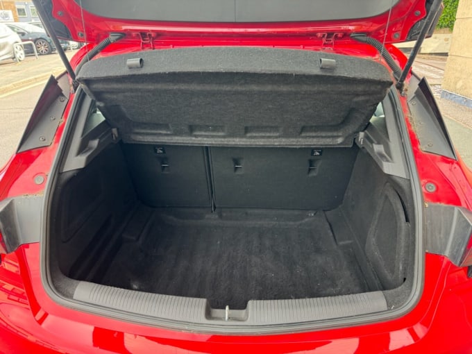 2025 Vauxhall Astra