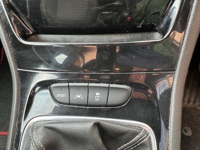 2025 Vauxhall Astra