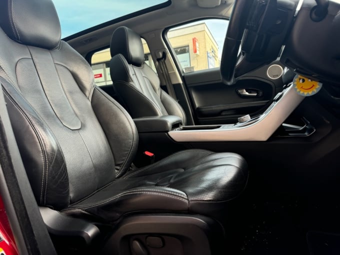 2025 Land Rover Range Rover Evoque