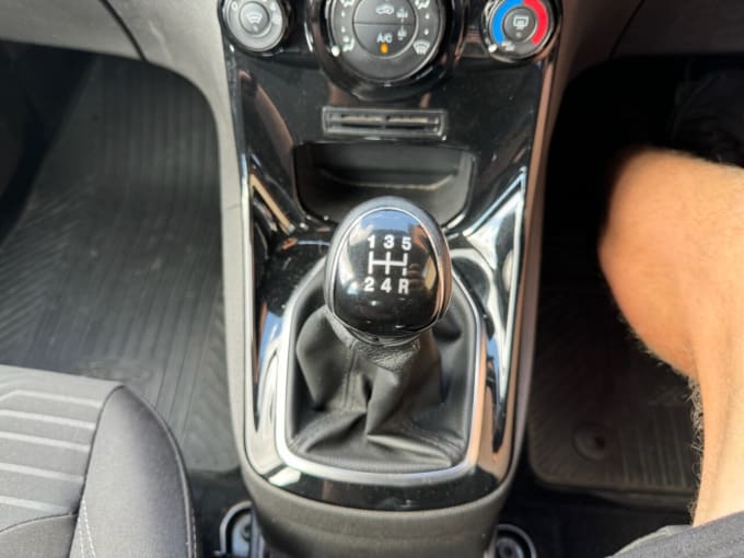2025 Ford Fiesta
