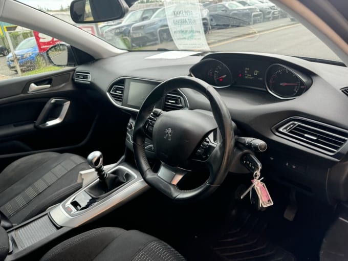 2025 Peugeot 308