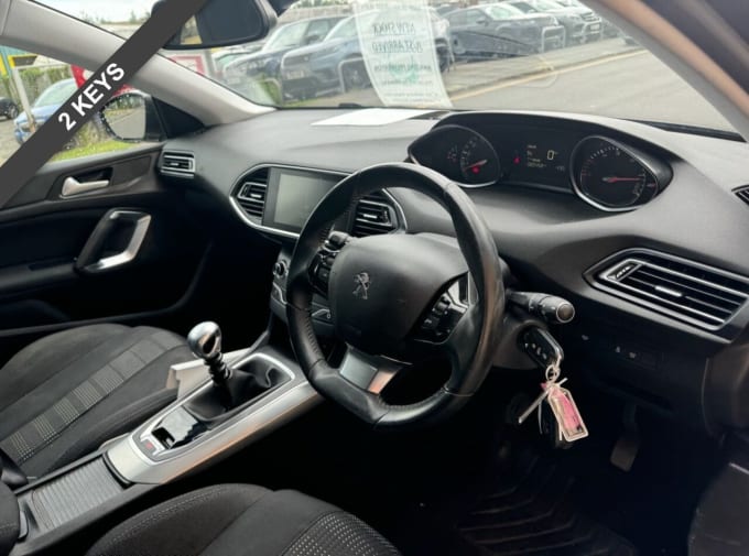 2025 Peugeot 308