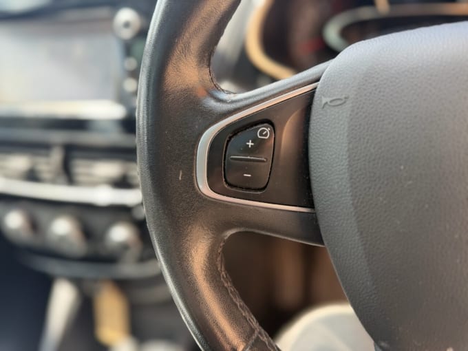 2025 Renault Clio