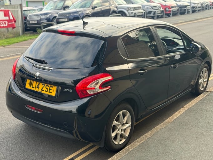 2025 Peugeot 208