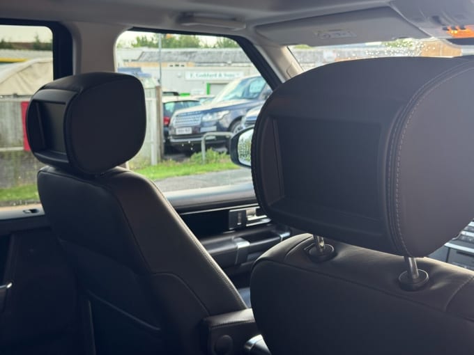 2025 Land Rover Discovery 4
