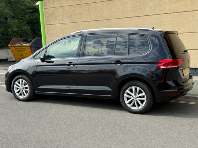 2025 Volkswagen Touran