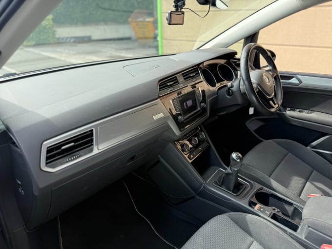 2025 Volkswagen Touran