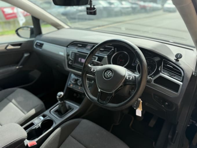 2025 Volkswagen Touran