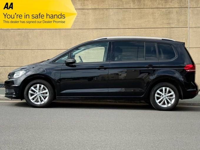 2025 Volkswagen Touran