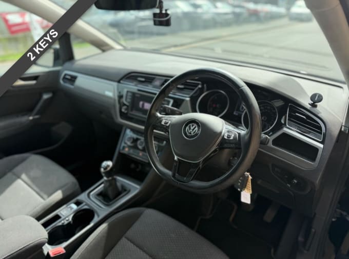 2025 Volkswagen Touran
