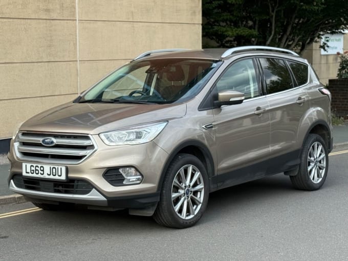 2025 Ford Kuga