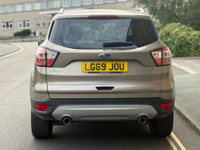 2025 Ford Kuga