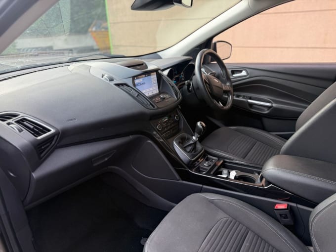 2025 Ford Kuga