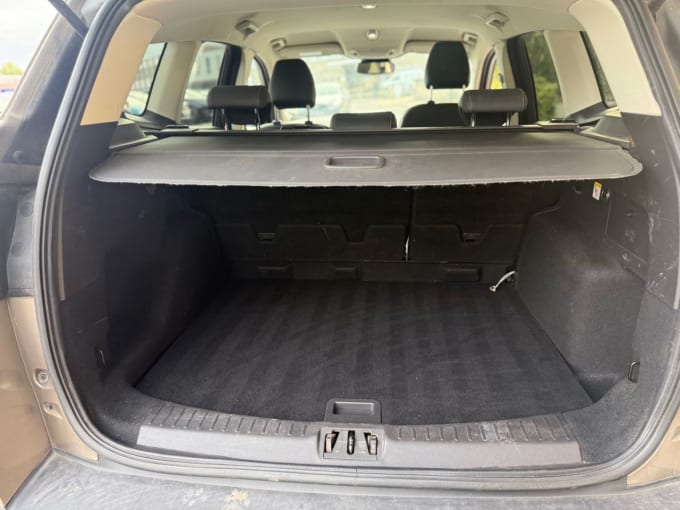 2025 Ford Kuga