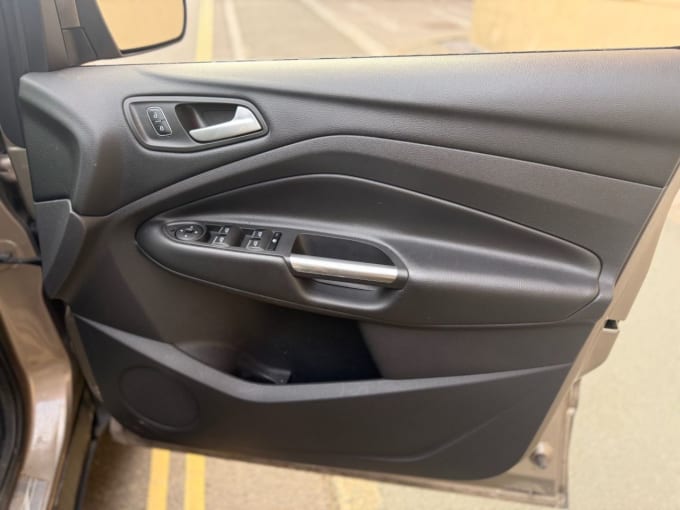 2025 Ford Kuga