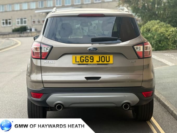 2025 Ford Kuga