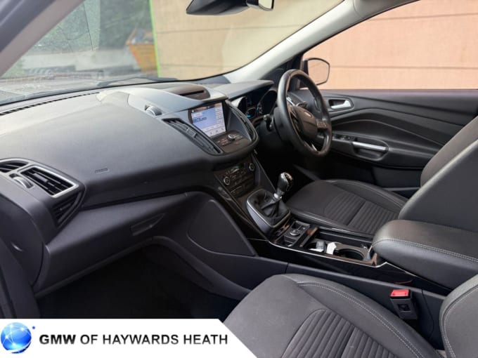 2025 Ford Kuga