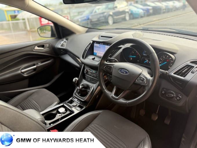 2025 Ford Kuga