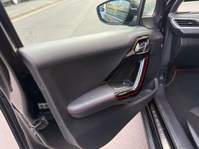2025 Peugeot 2008