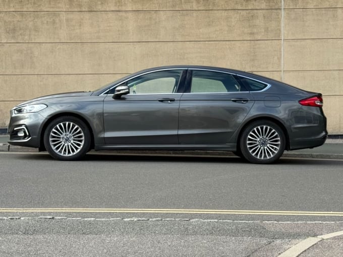 2025 Ford Mondeo