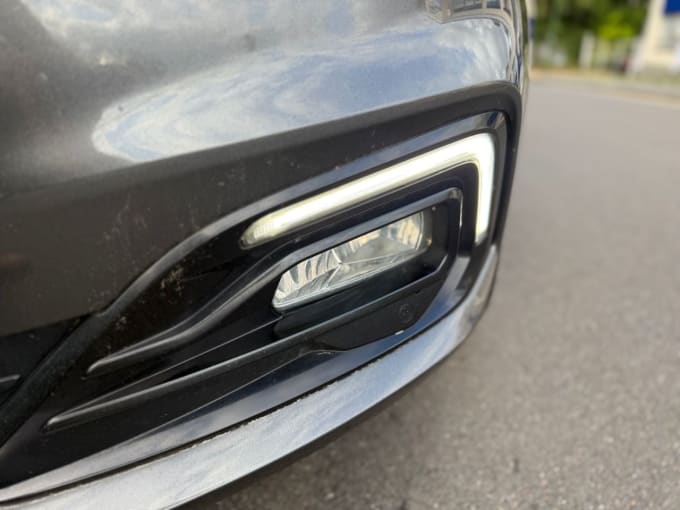 2025 Ford Mondeo