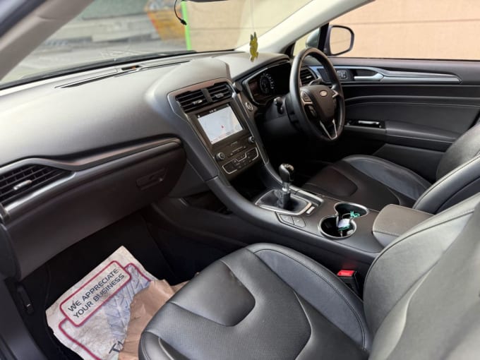 2025 Ford Mondeo