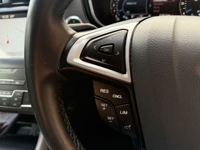2025 Ford Mondeo