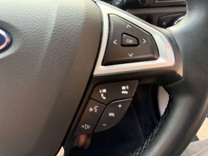 2025 Ford Mondeo