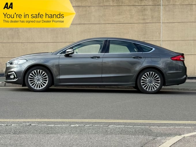 2025 Ford Mondeo