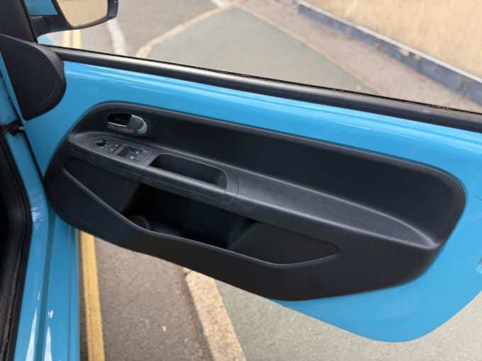 2025 Volkswagen Up!