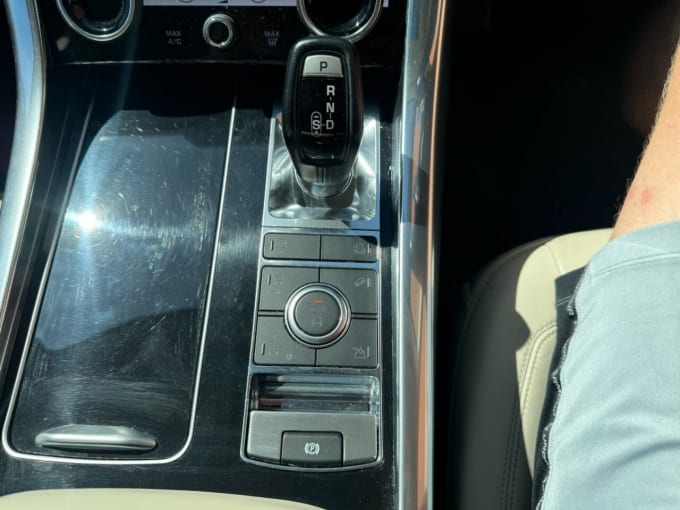 2025 Land Rover Range Rover Sport