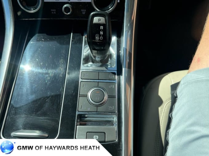 2025 Land Rover Range Rover Sport