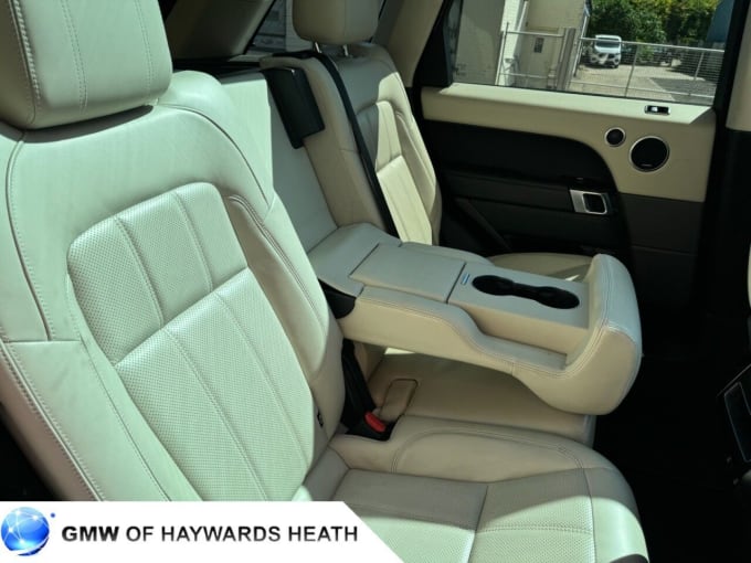 2025 Land Rover Range Rover Sport