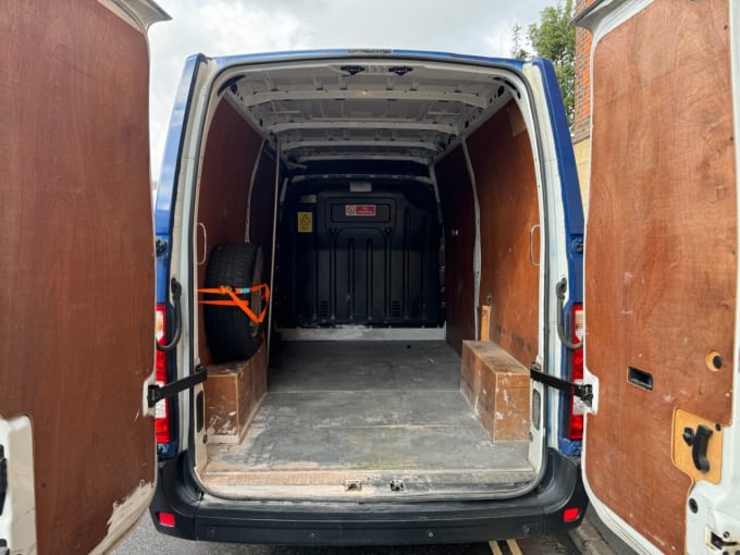 2025 Vauxhall Movano
