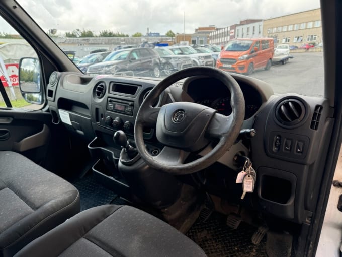 2025 Vauxhall Movano