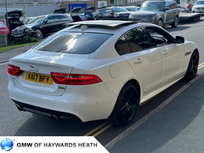 2025 Jaguar Xe