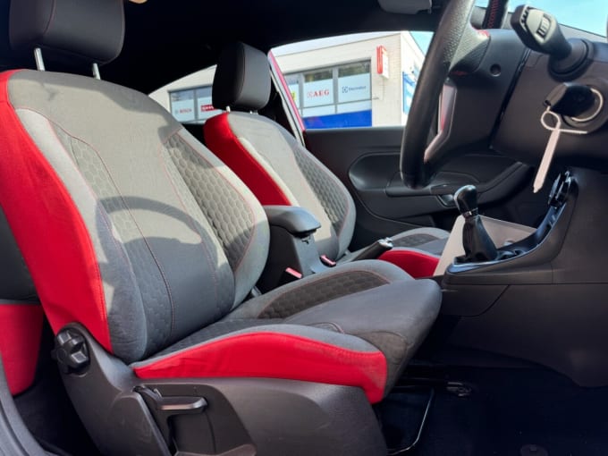2025 Ford Fiesta