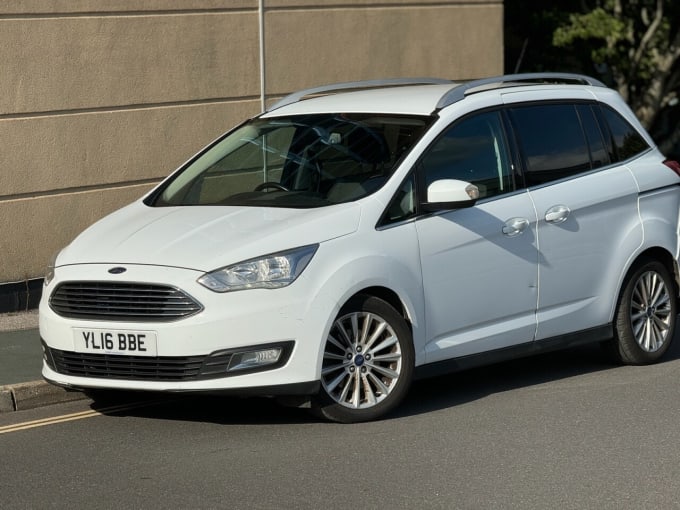 2025 Ford Grand C-max