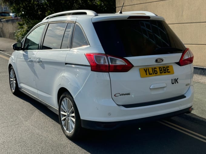 2025 Ford Grand C-max