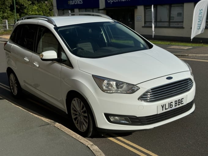 2025 Ford Grand C-max