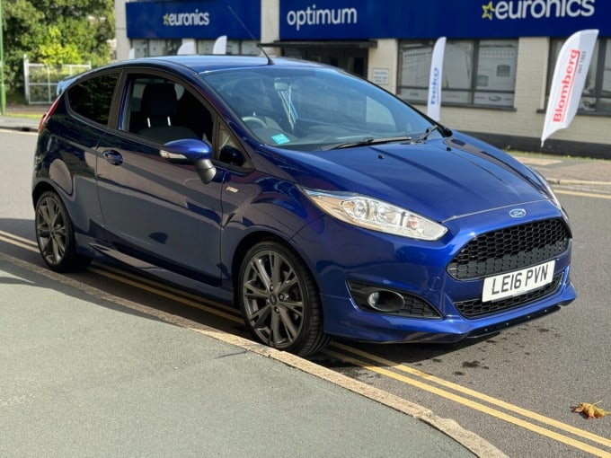 2025 Ford Fiesta