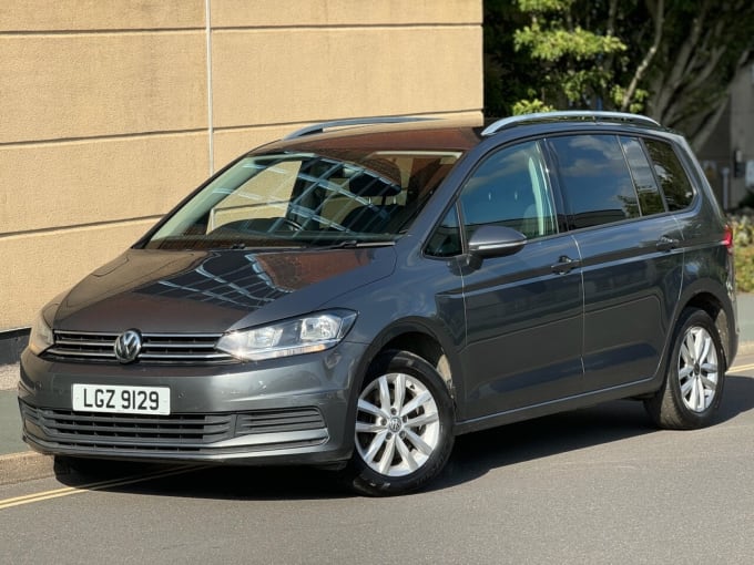 2025 Volkswagen Touran