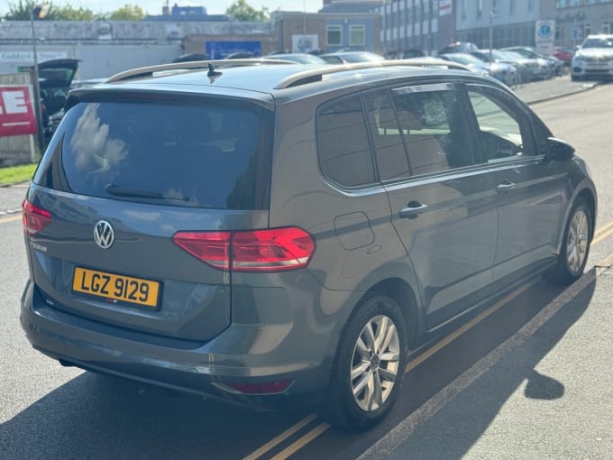 2025 Volkswagen Touran