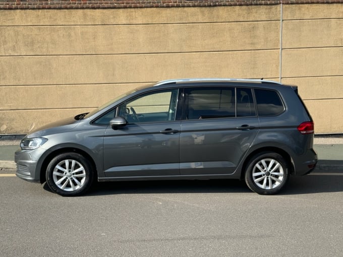 2025 Volkswagen Touran