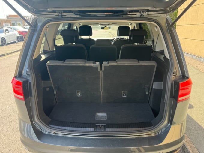 2025 Volkswagen Touran