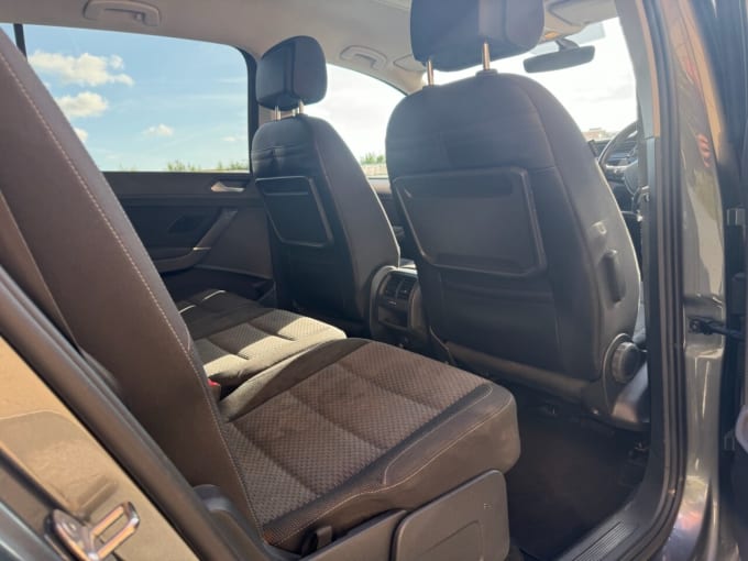 2025 Volkswagen Touran