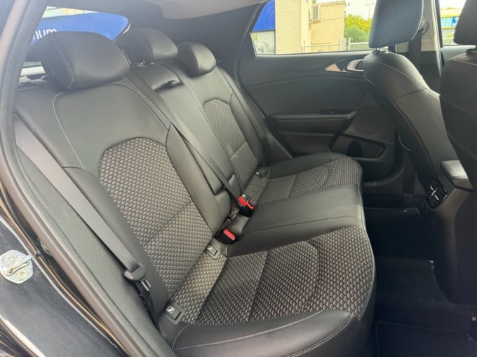 2025 Kia Xceed